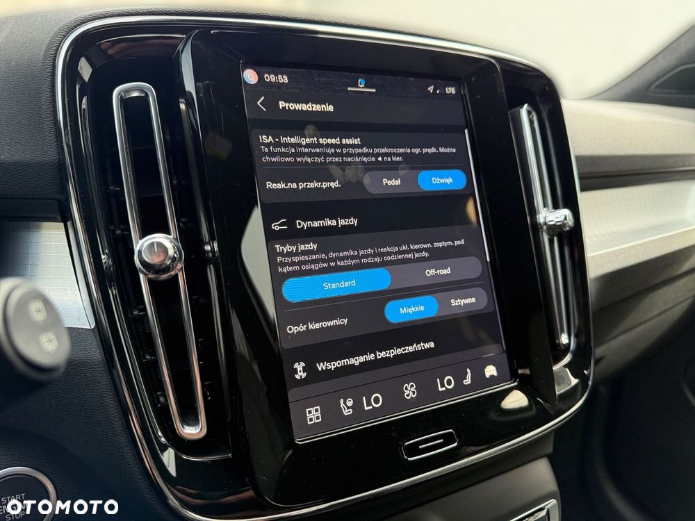 Volvo XC 40 - 22
