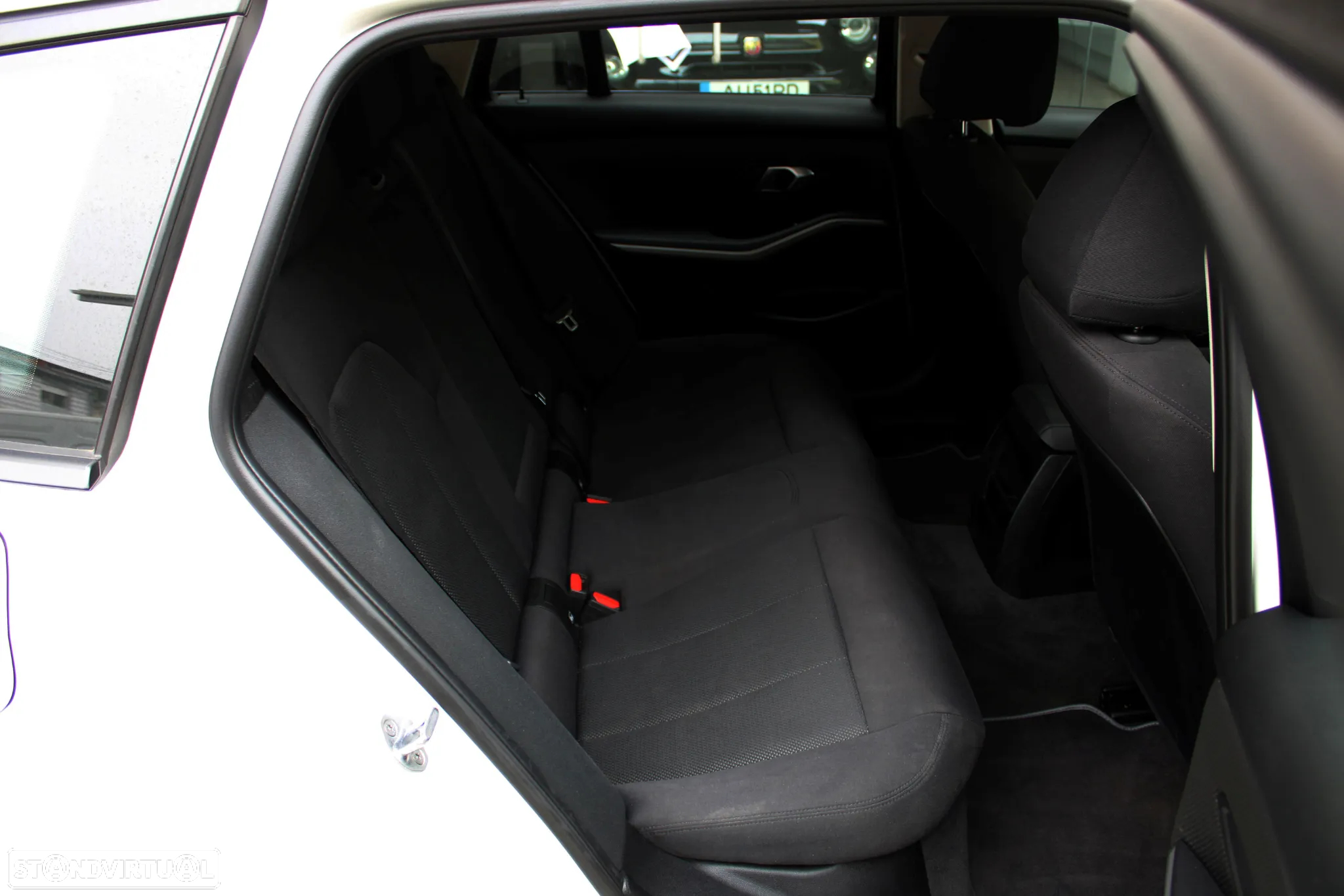 BMW 318 d Touring - 26
