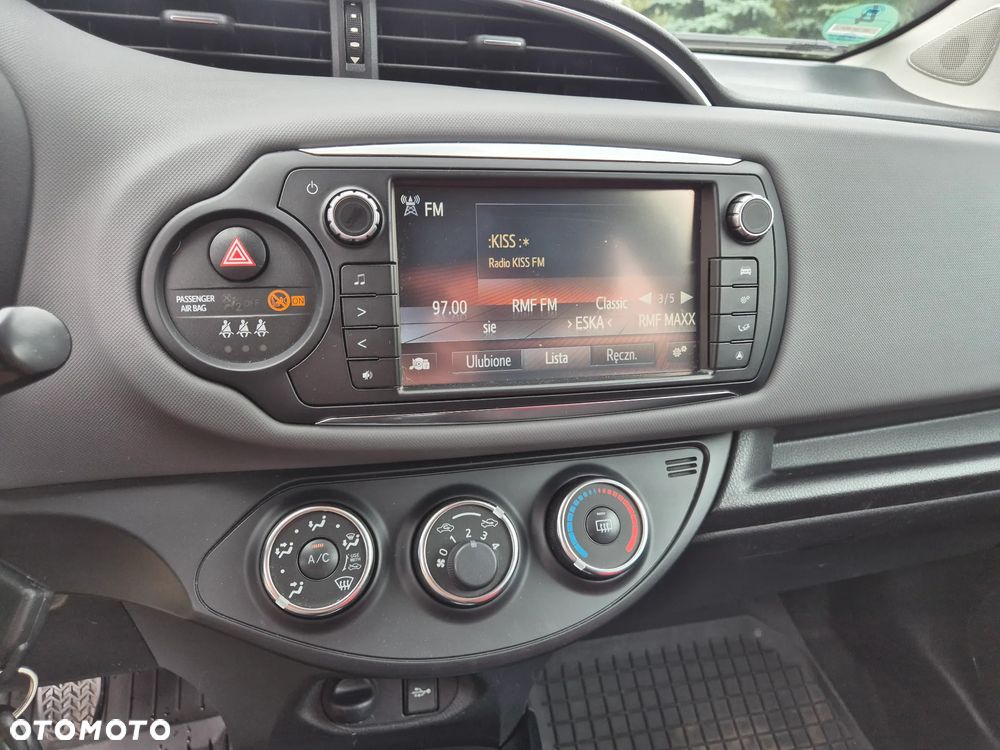 Toyota Yaris 1.33 VVT-i Lounge - 18
