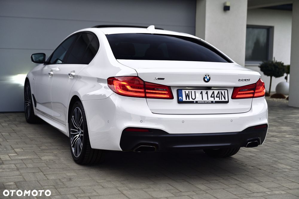 BMW Seria 5 530i xDrive M Sport sport - 14