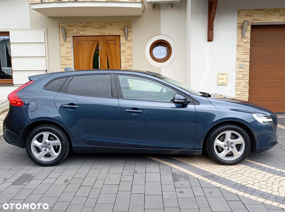 Volvo V40 T2 Drive-E Momentum - 6