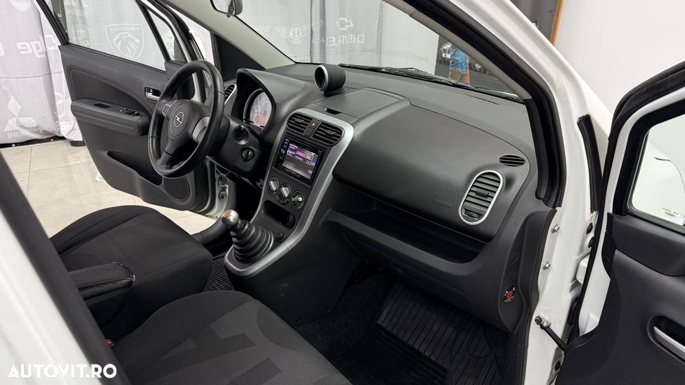 Opel Agila - 8