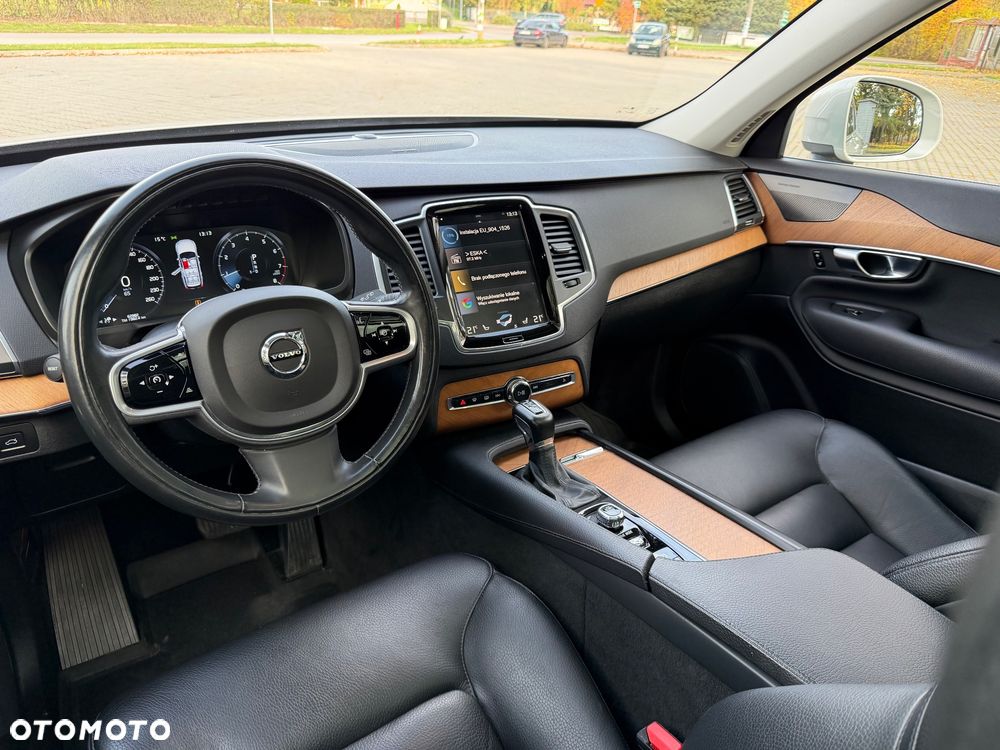 Volvo XC 90 - 10