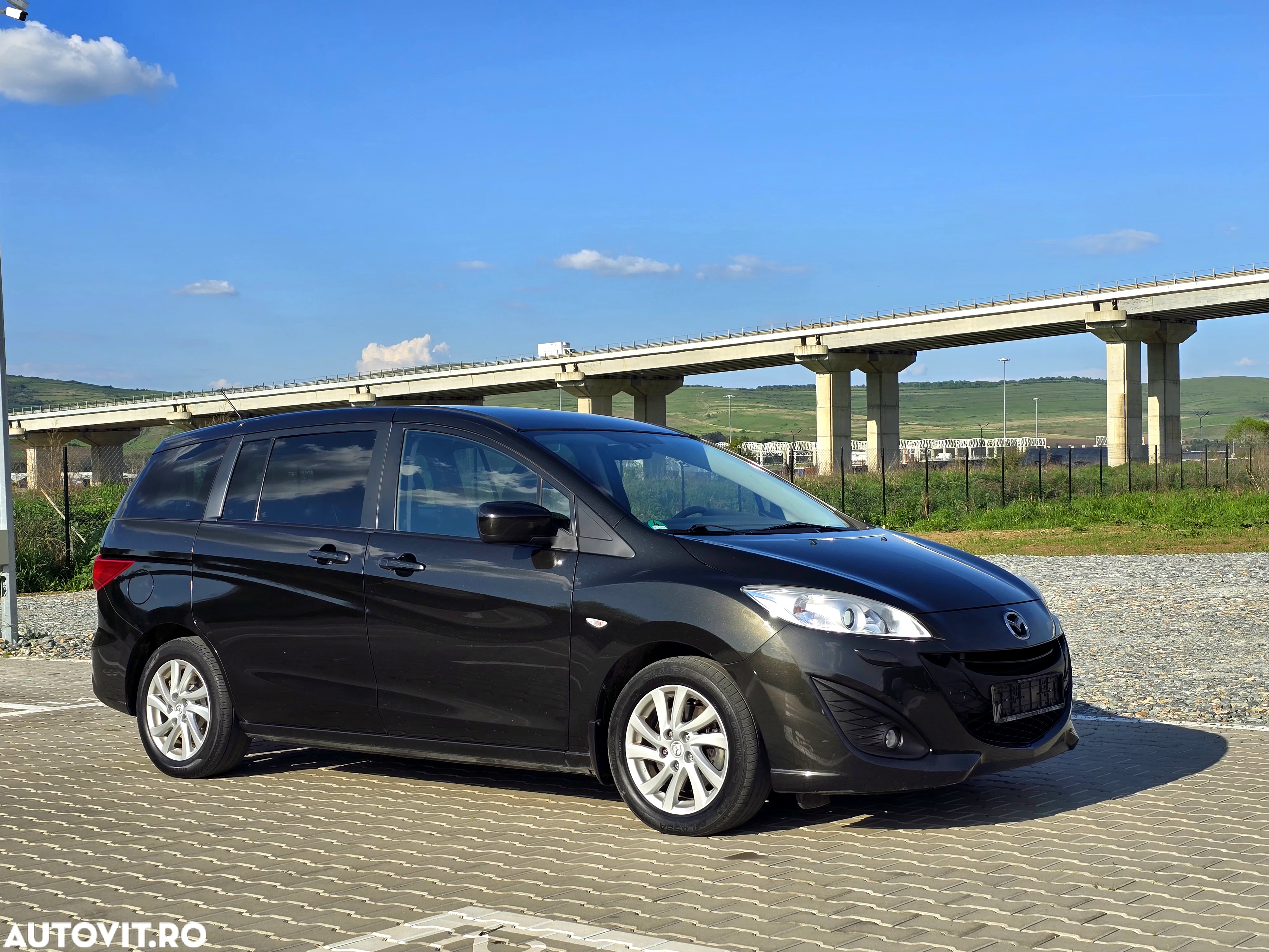Mazda 5 - 12