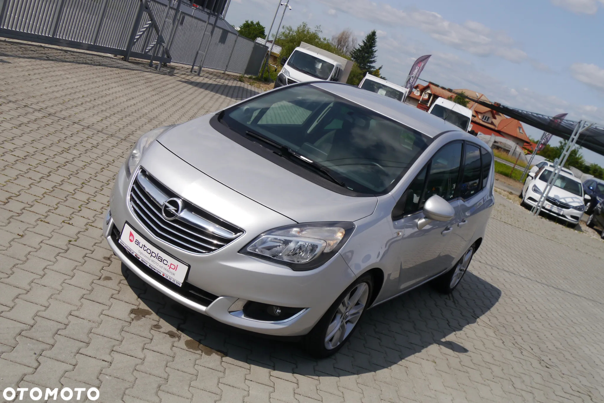 Opel Meriva 1.4 T Essentia S&S - 9