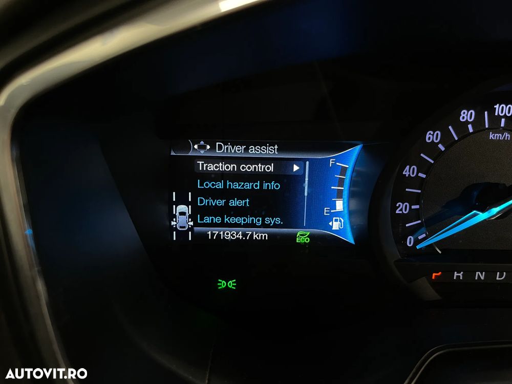 Ford Mondeo 2.0 HEV Titanium - 29