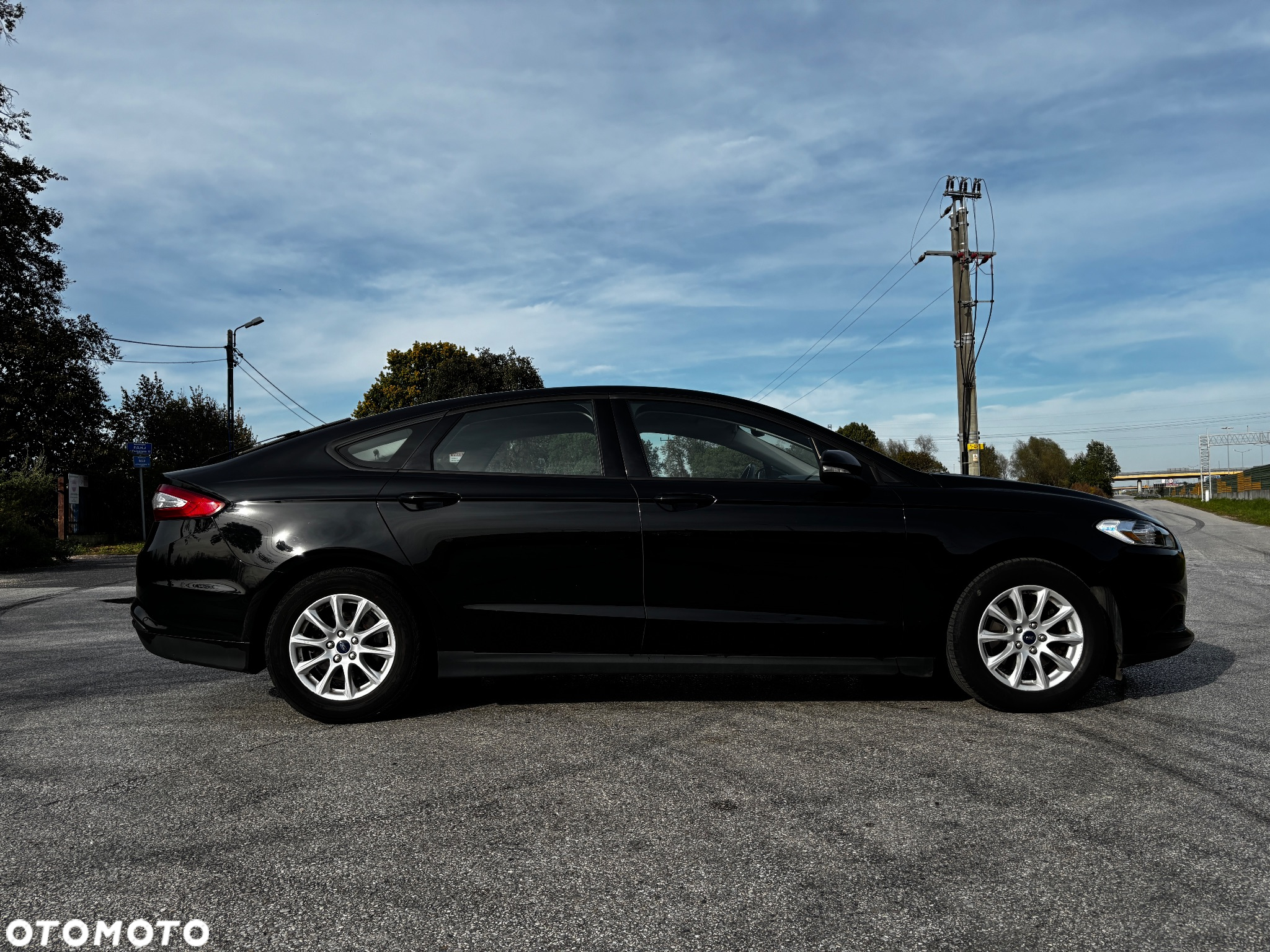 Ford Mondeo 1.5 EcoBoost Trend - 3