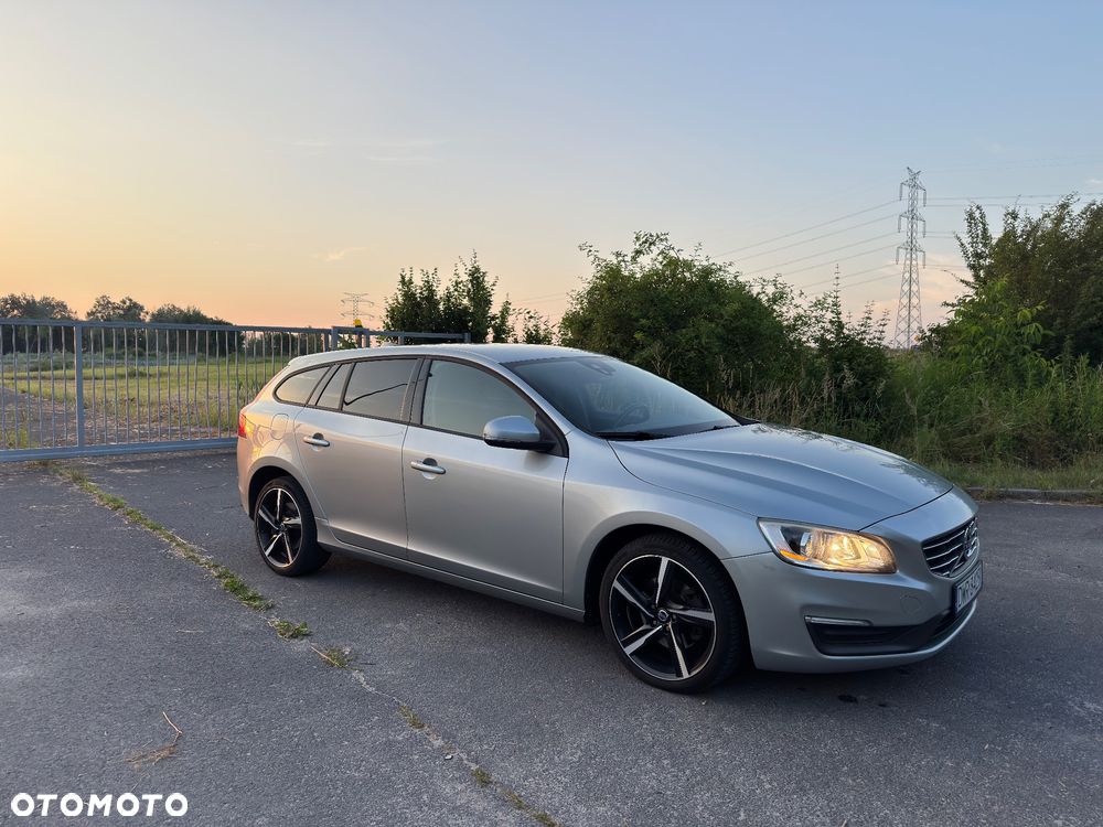 Volvo V60 D4 Drive-E Kinetic - 10