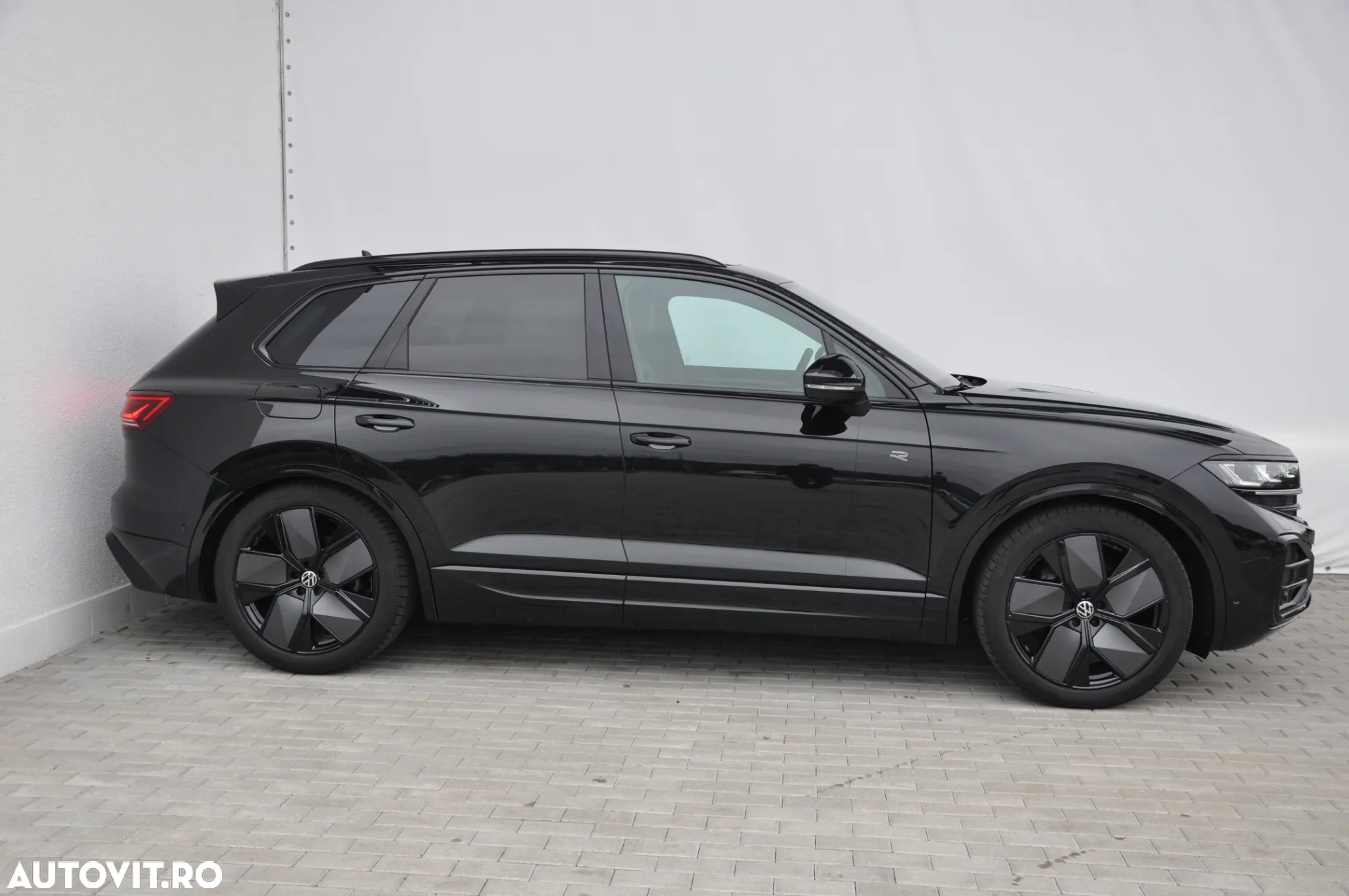 Volkswagen Touareg V6 TDI 4MOTION R-Line - 8