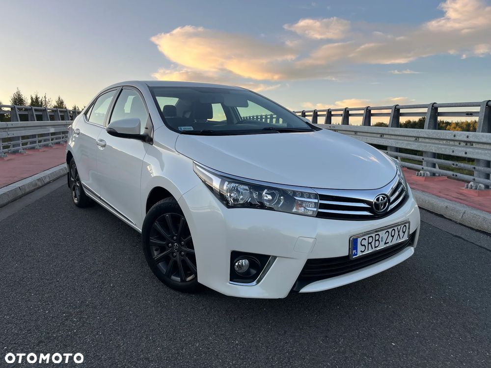 Toyota Corolla 1.6 Premium EU6 - 1