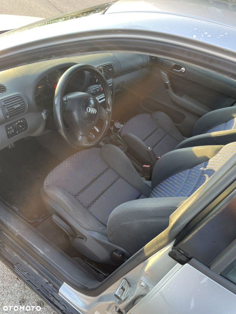Audi A3 Sportback 1.6 Ambiente - 7