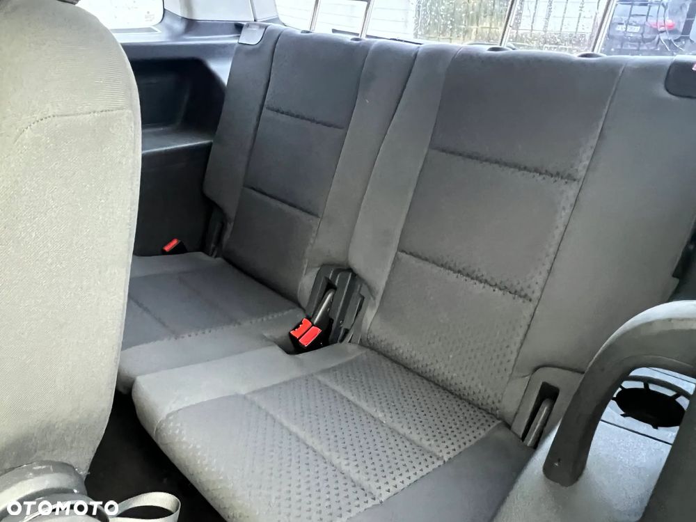 Volkswagen Touran 1.6 Trendline - 15