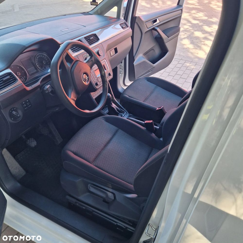 Volkswagen Caddy 2.0 TDI Comfortline - 39