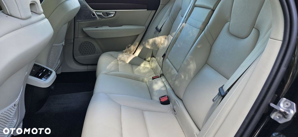 Volvo V90 Cross Country B5 D AWD Pro - 19