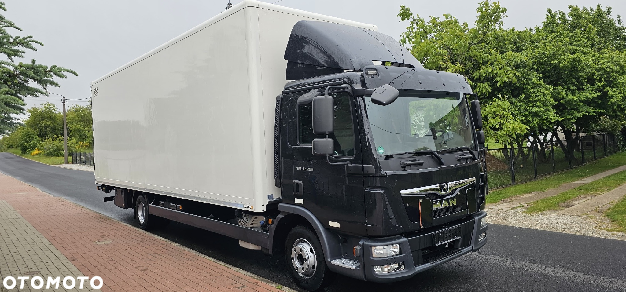 MAN TGL 12.250 - 2