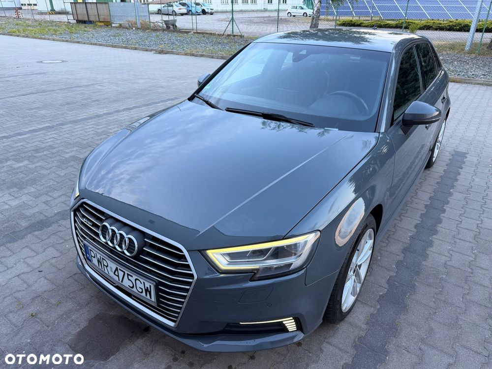 Audi A3 Sportback 40 e-tron S tronic sport - 13