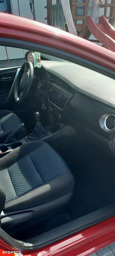 Toyota Auris 1.33 VVT-i Life Comfort - 21