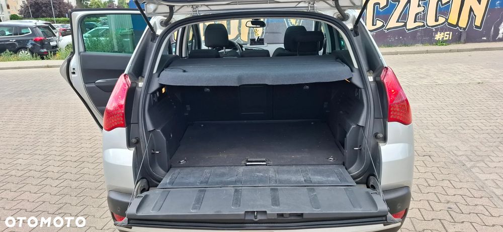 Peugeot 3008 1.6 HDi Premium - 11