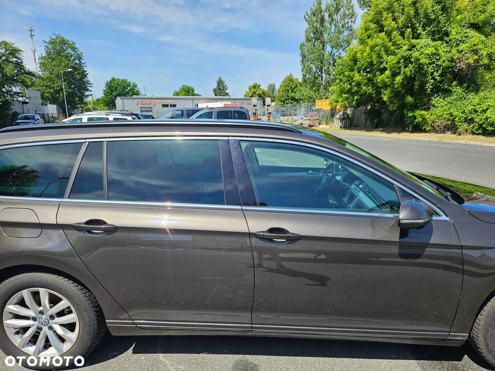 Volkswagen Passat 1.6 TDI (BlueMotion Technology) DSG Comfortline - 3
