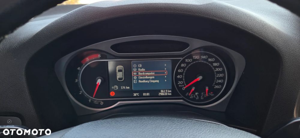 Ford Mondeo 2.0 TDCi Ghia - 27