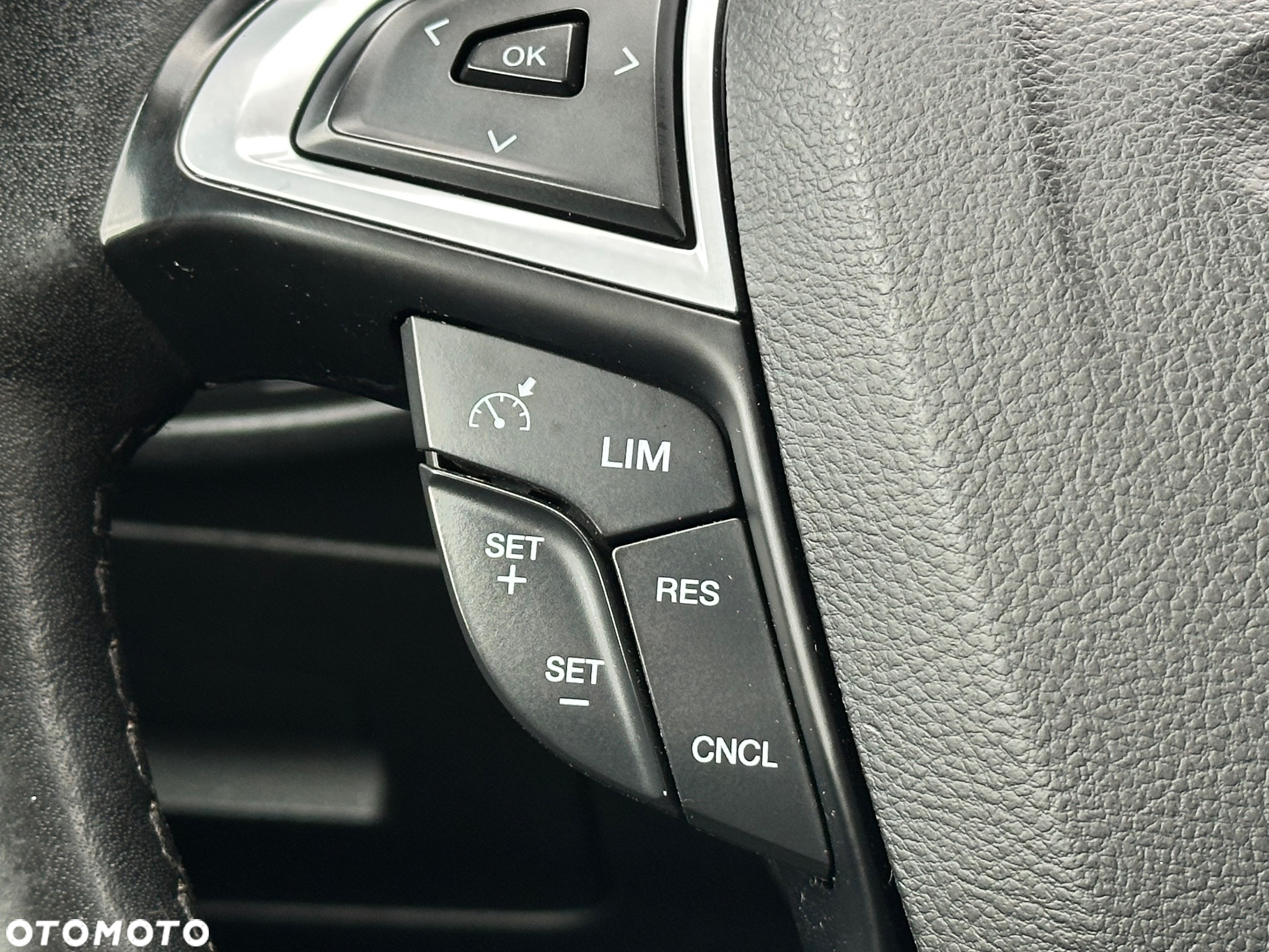 Ford S-Max 1.5 Eco Boost Start-Stopp Titanium - 34