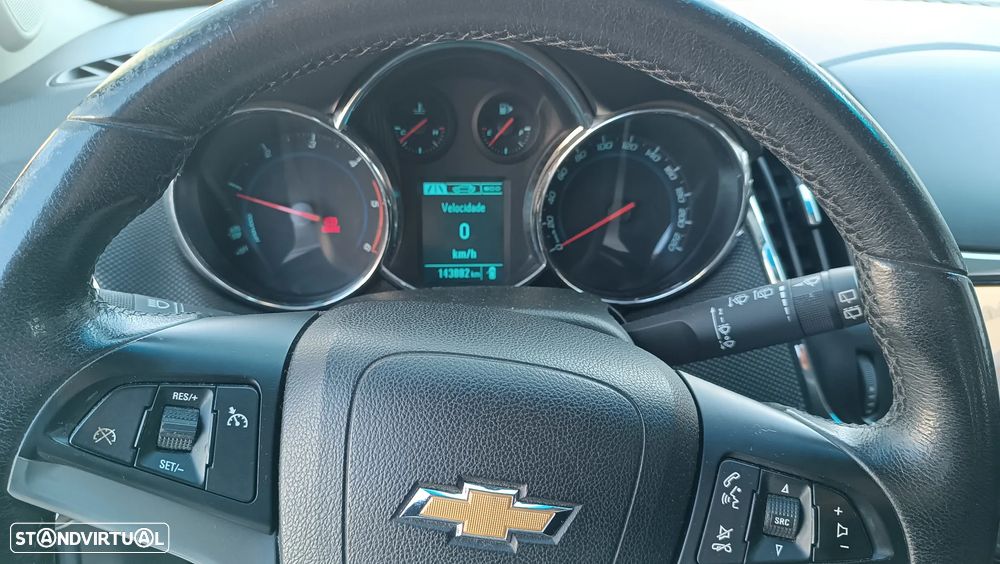 Chevrolet Cruze SW 1.7 VCDi LTZ - 7