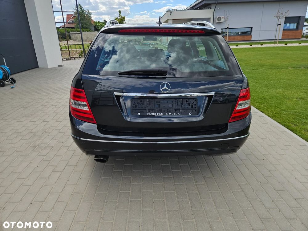 Mercedes-Benz Klasa C 200 (BlueEFFICIENCY) 7G-TRONIC Elegance - 6