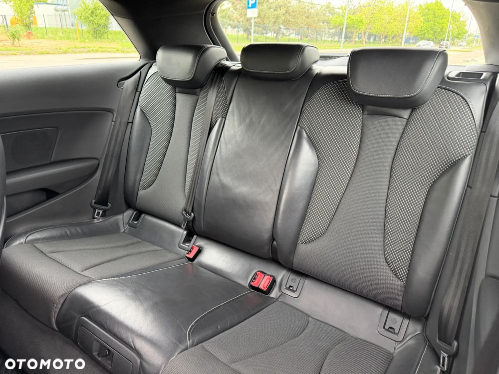 Audi A3 3-drzwiowe 2.0 TDI S tronic S line Sportpaket - 4