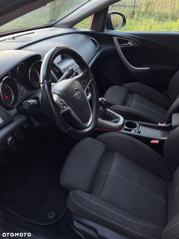 Opel Astra IV 1.6 T Cosmo - 21
