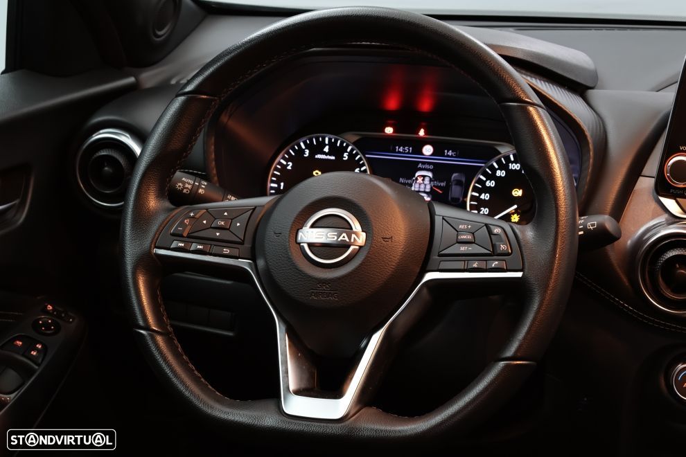 Nissan Juke 1.0 DIG-T N-Connecta - 17