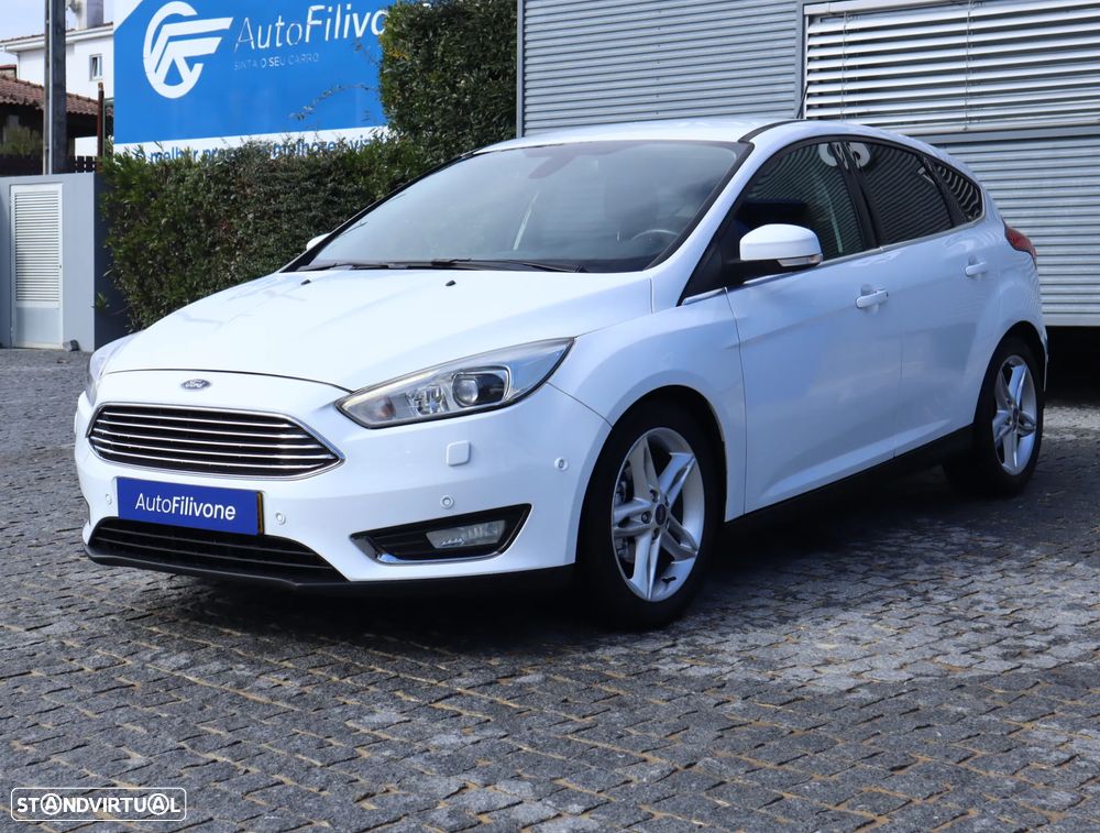 Ford Focus 1.0 EcoBoost Titanium - 11