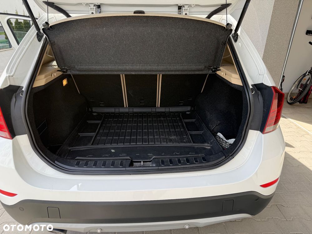 BMW X1 xDrive18d xLine - 22