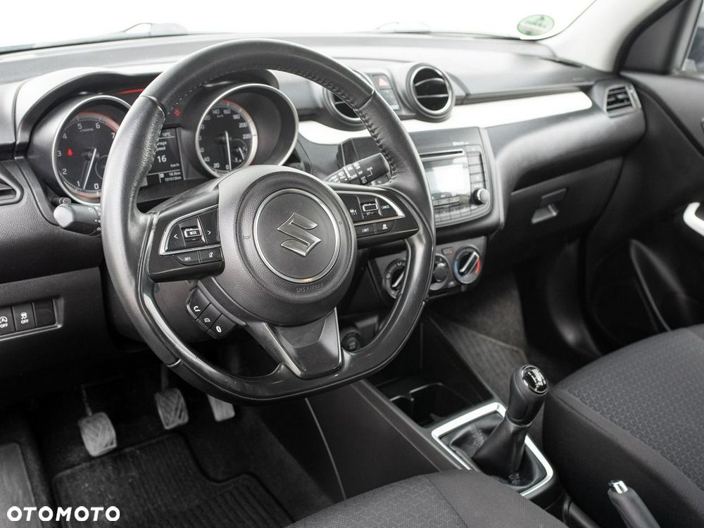 Suzuki Swift - 7
