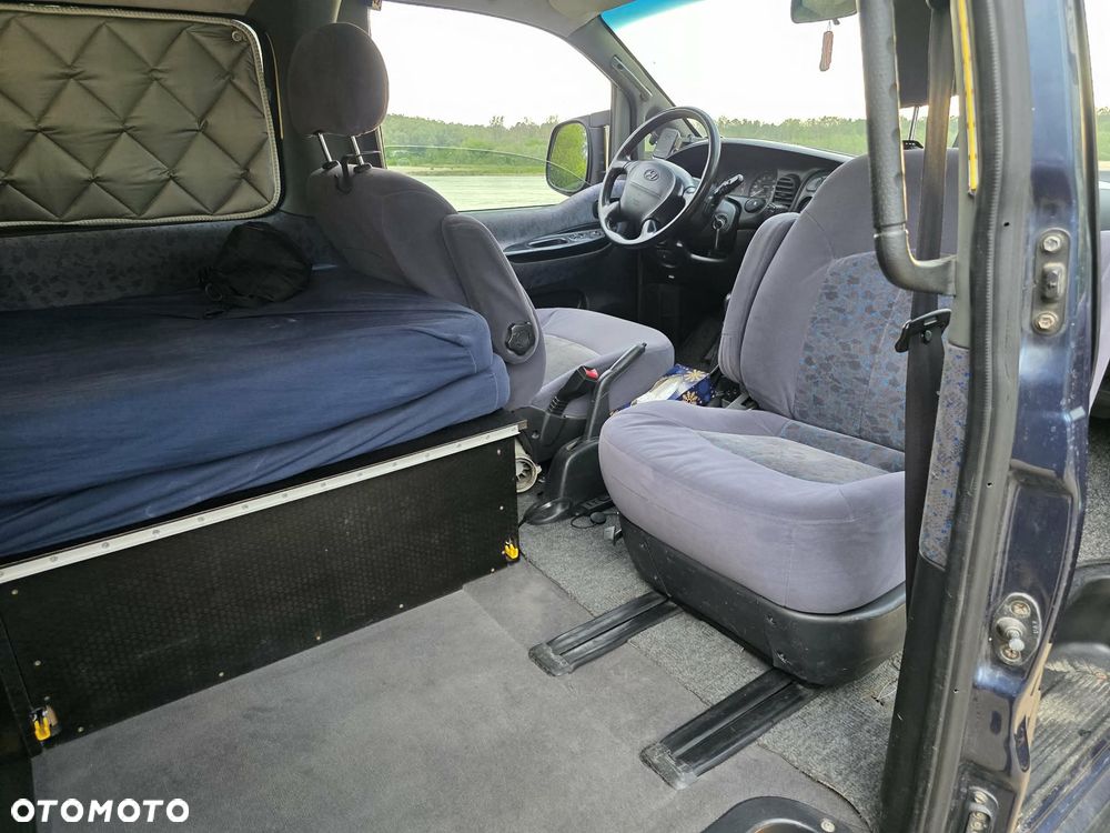 Hyundai H-1 Starex - 6