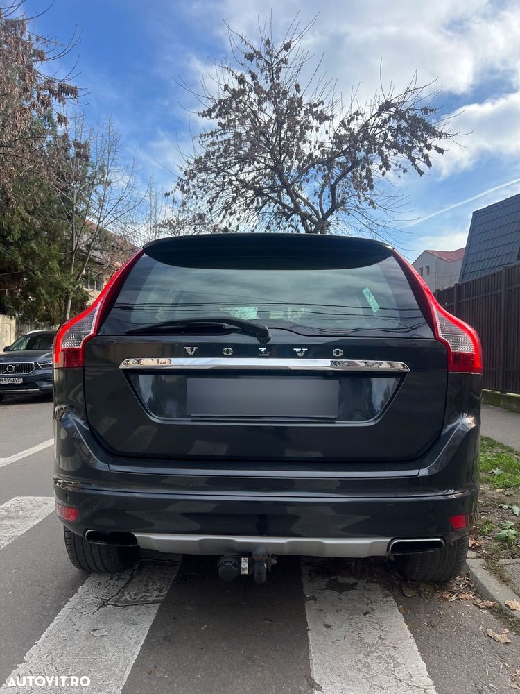 Volvo XC 60 T5AWD R-Design - 5