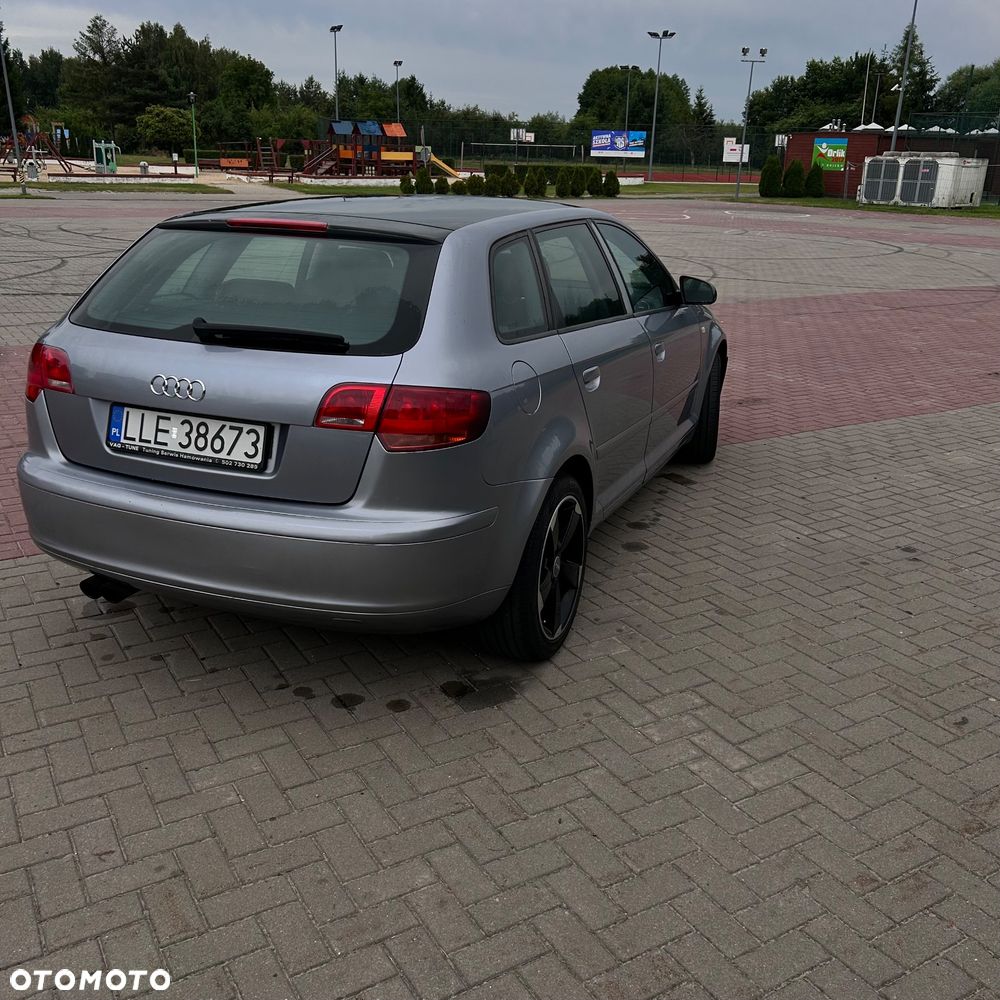 Audi A3 Sportback - 4
