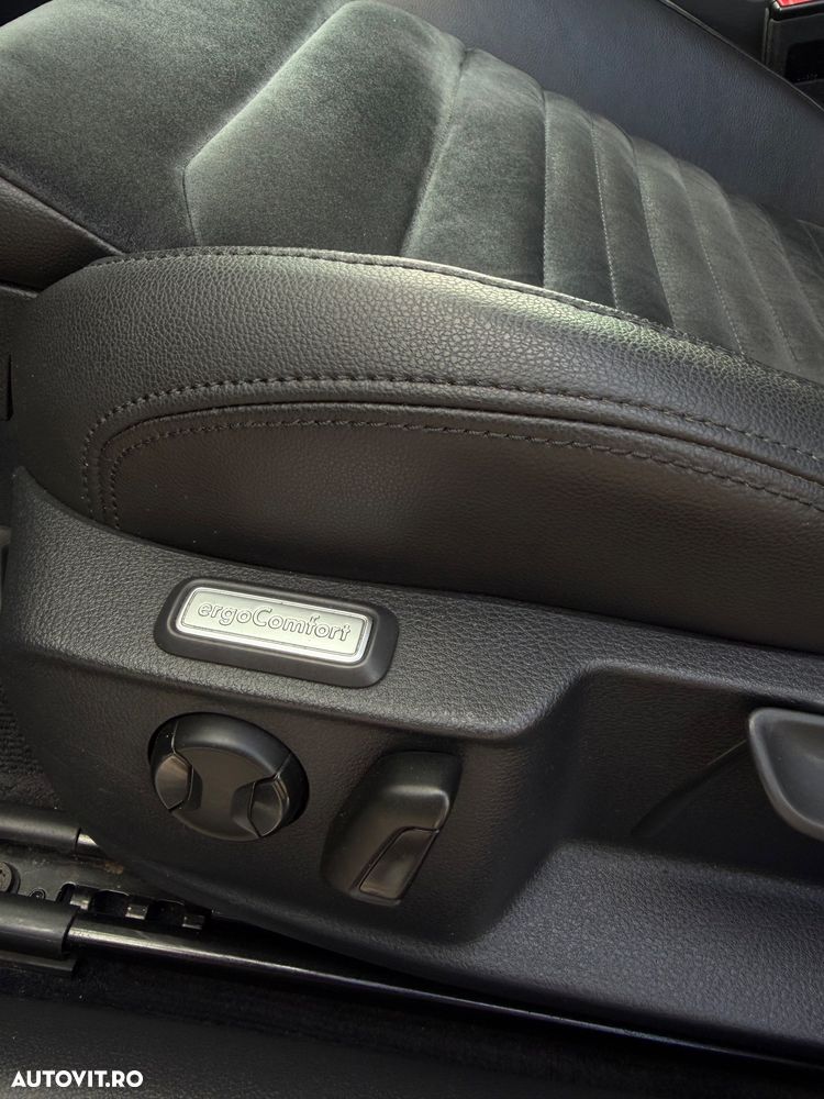 Volkswagen Passat 2.0 Blue TDI SCR Highline - 9