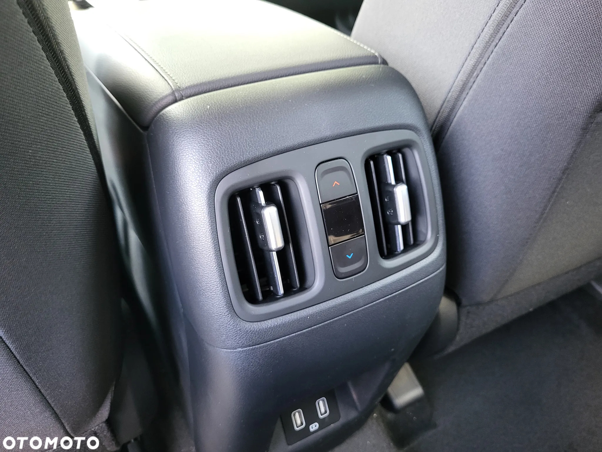 Hyundai Tucson - 11