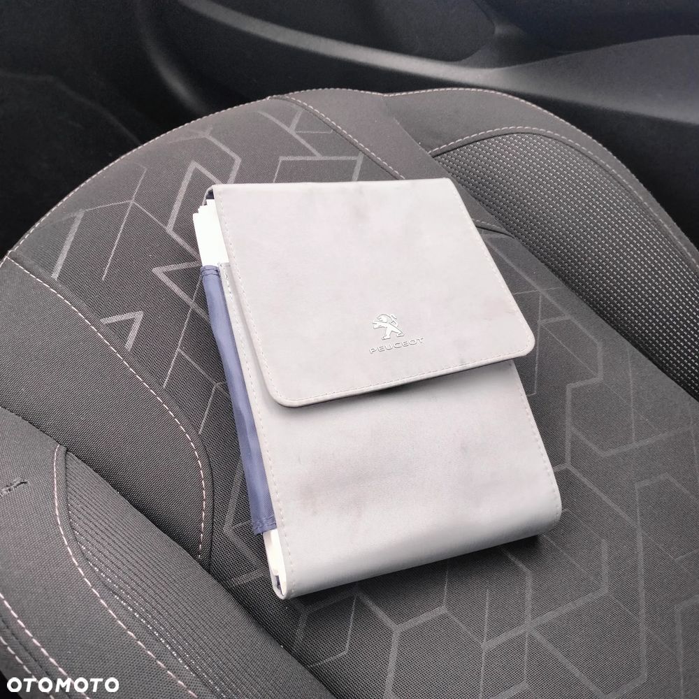 Peugeot 2008 1.2 VTi Allure - 16