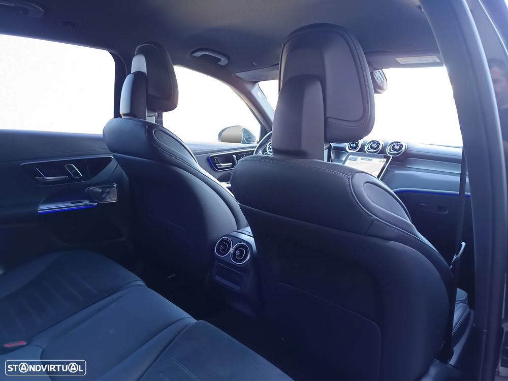 Mercedes-Benz GLC 300 de 4Matic 9G-TRONIC AMG Line - 34