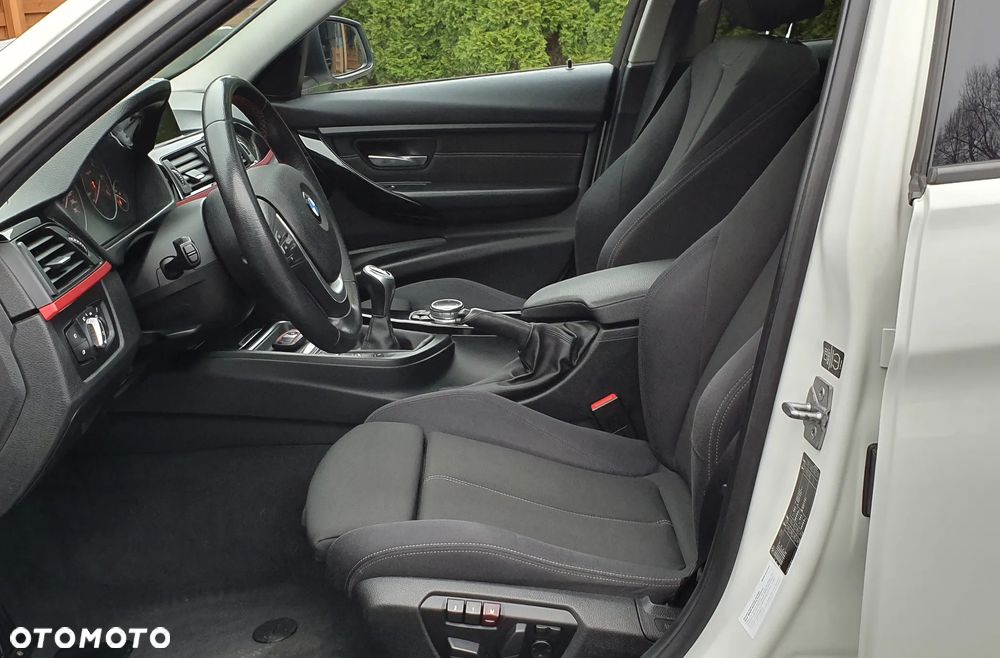 BMW Seria 3 - 16