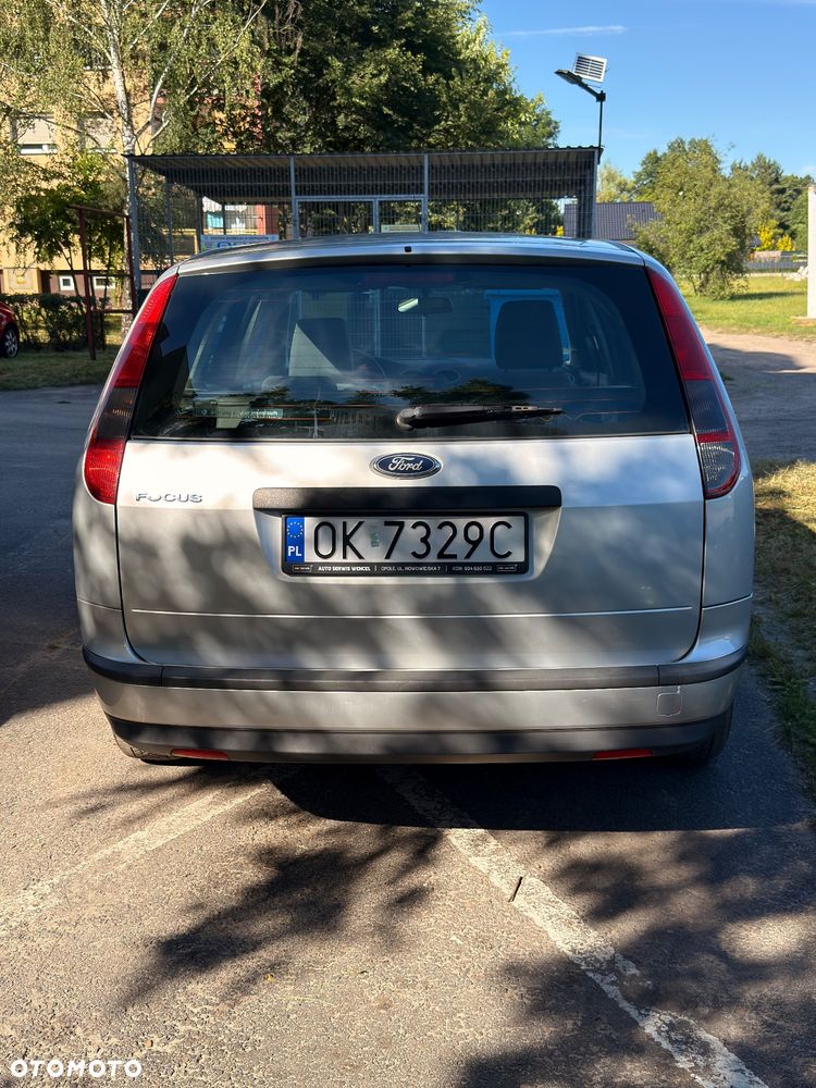 Ford Focus 1.6 Comfort - 6
