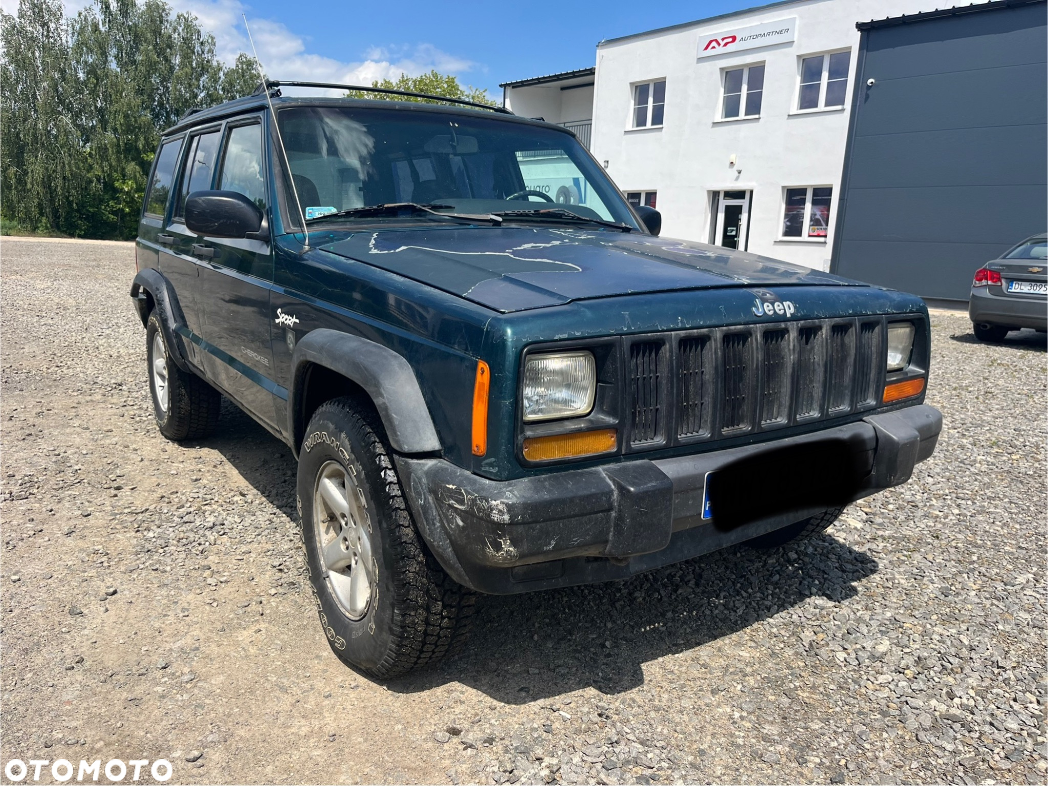 Jeep Cherokee - 3