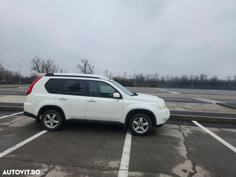 Nissan X-Trail 2.0 dCi DPF All Mode 4X4-i Elegance Aut - 4