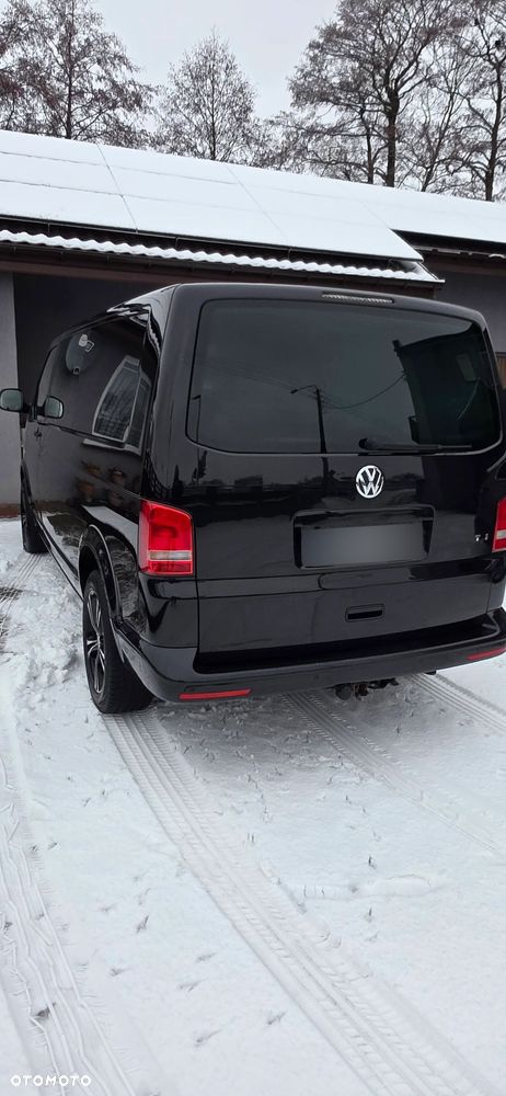 Volkswagen Caravelle - 4