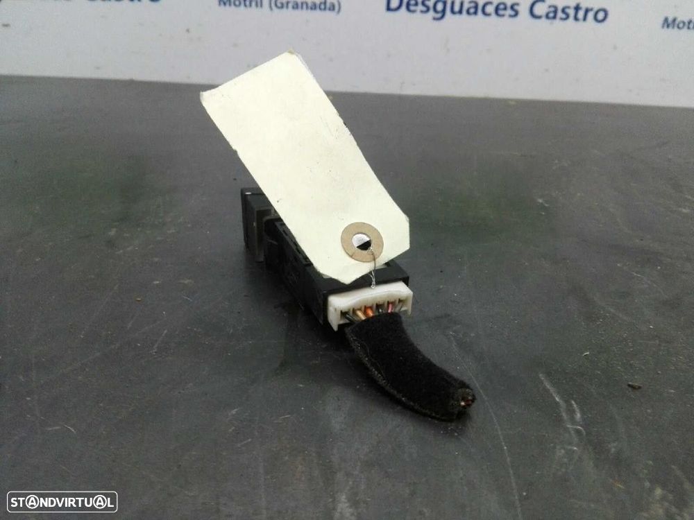 INTERRUPTOR HYUNDAI COUPE 2004 -937302C000 - 1