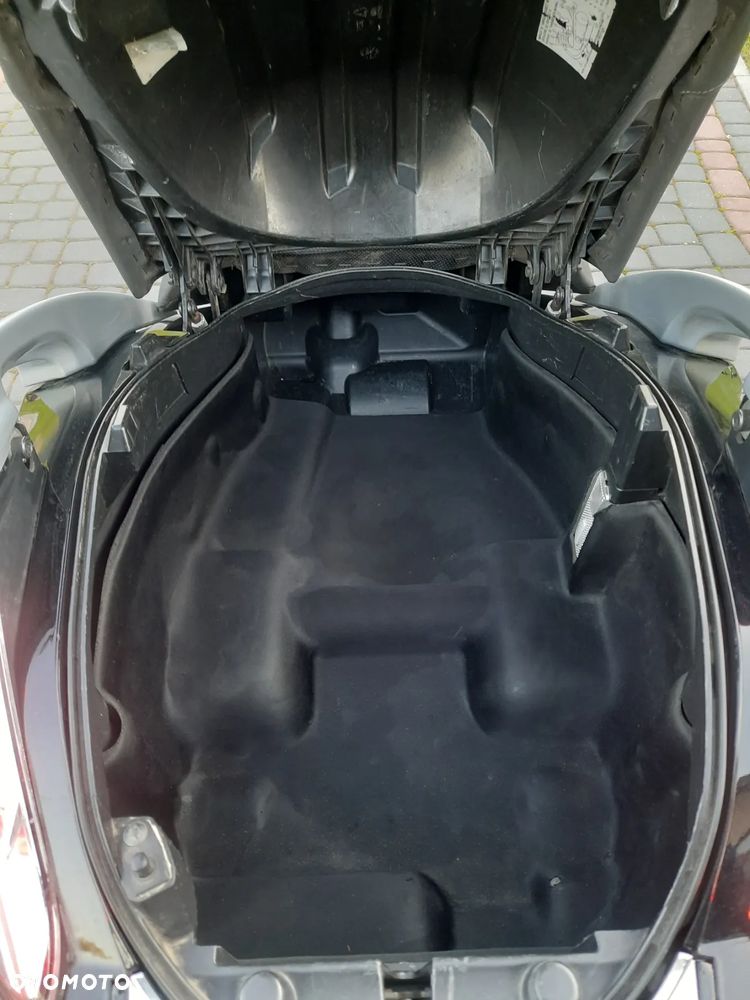 Peugeot Satelis - 14