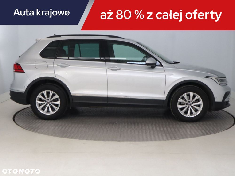 Volkswagen Tiguan - 8