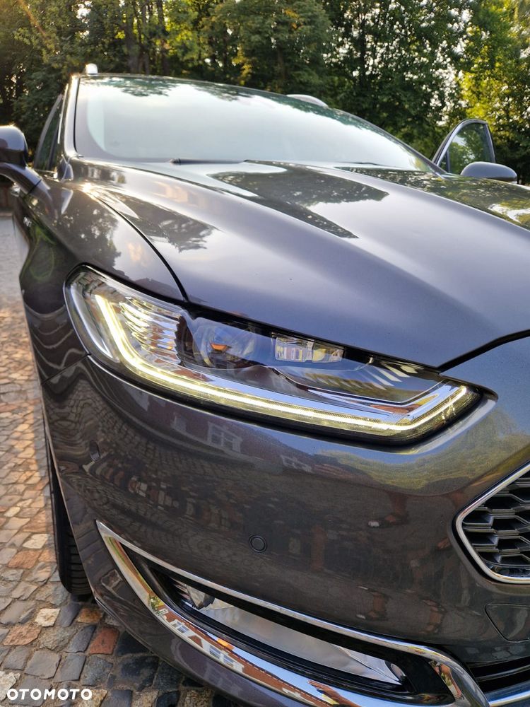 Ford Mondeo - 34