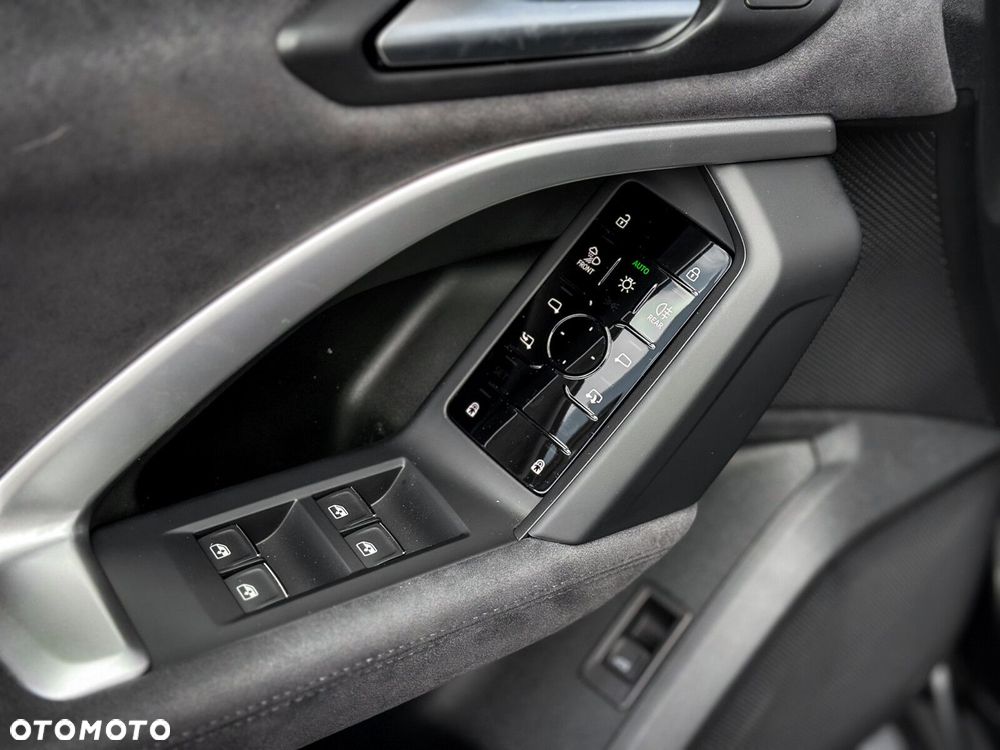 Audi Q5 Sportback - 14